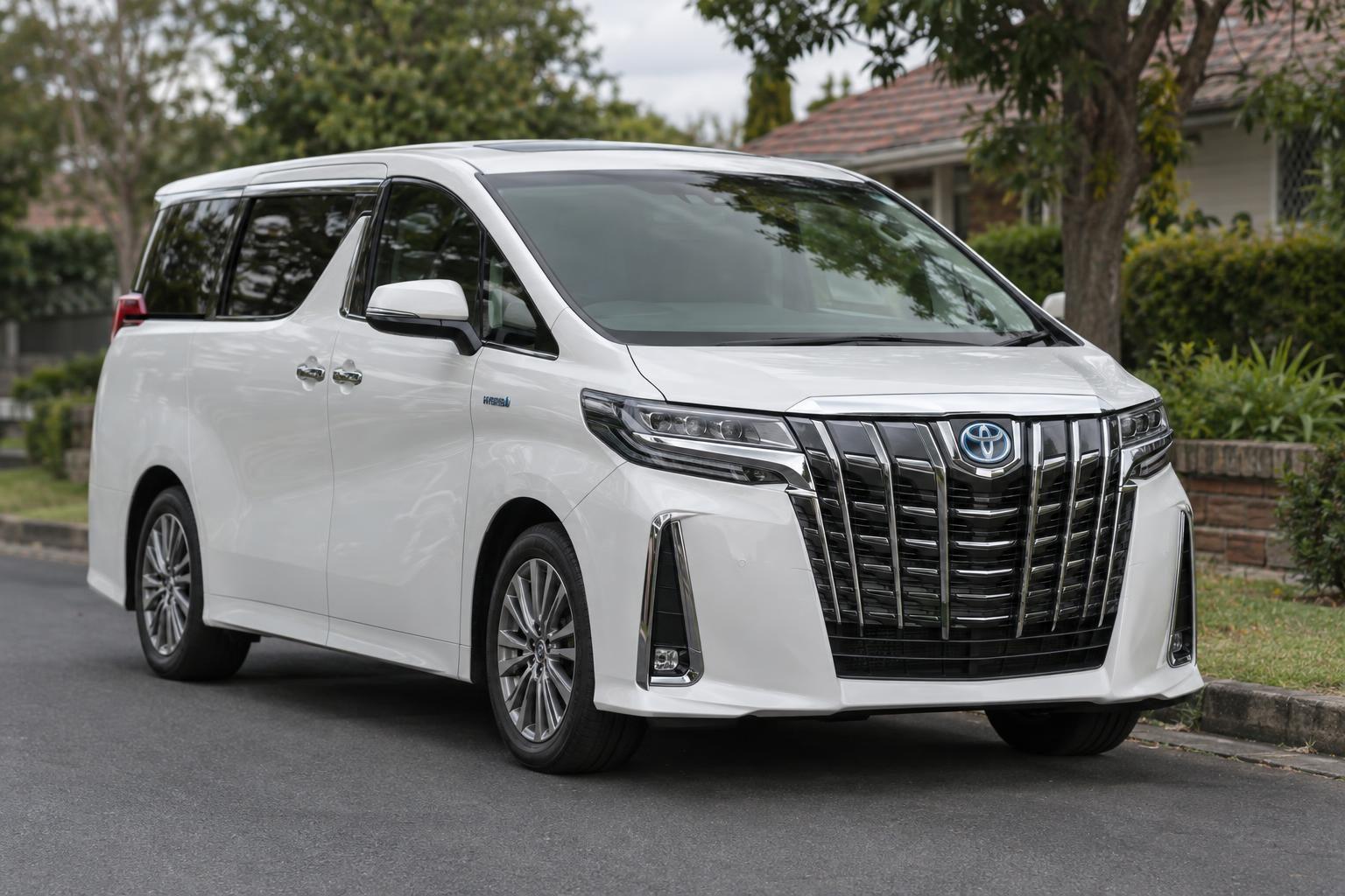 Toyota Alphard AYH30 Hybrid Buyer's Guide: G, SR or Executive Lounge — Which Is Worth It? Toyota Alphard AYH30 Hybrid Buyer's Guide: G, SR or Executive Lounge — Which Is Worth It?