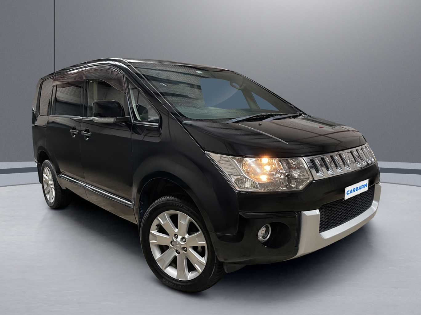 2018 Mitsubishi Delica 120,199 km 2018 Mitsubishi Delica 120,199 km
