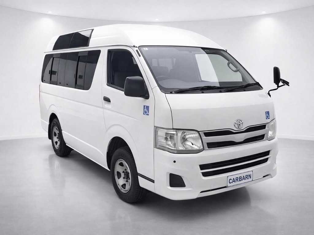 2012 Toyota Hiace 147,816 km 2012 Toyota Hiace 147,816 km