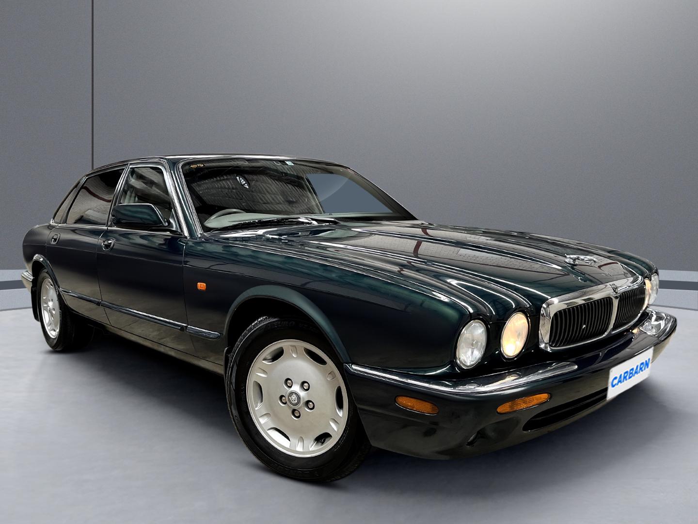 1999 Jaguar XJ Executive 3.2L V8 (Classic Luxury) 1999 Jaguar XJ Executive 3.2L V8 (Classic Luxury)