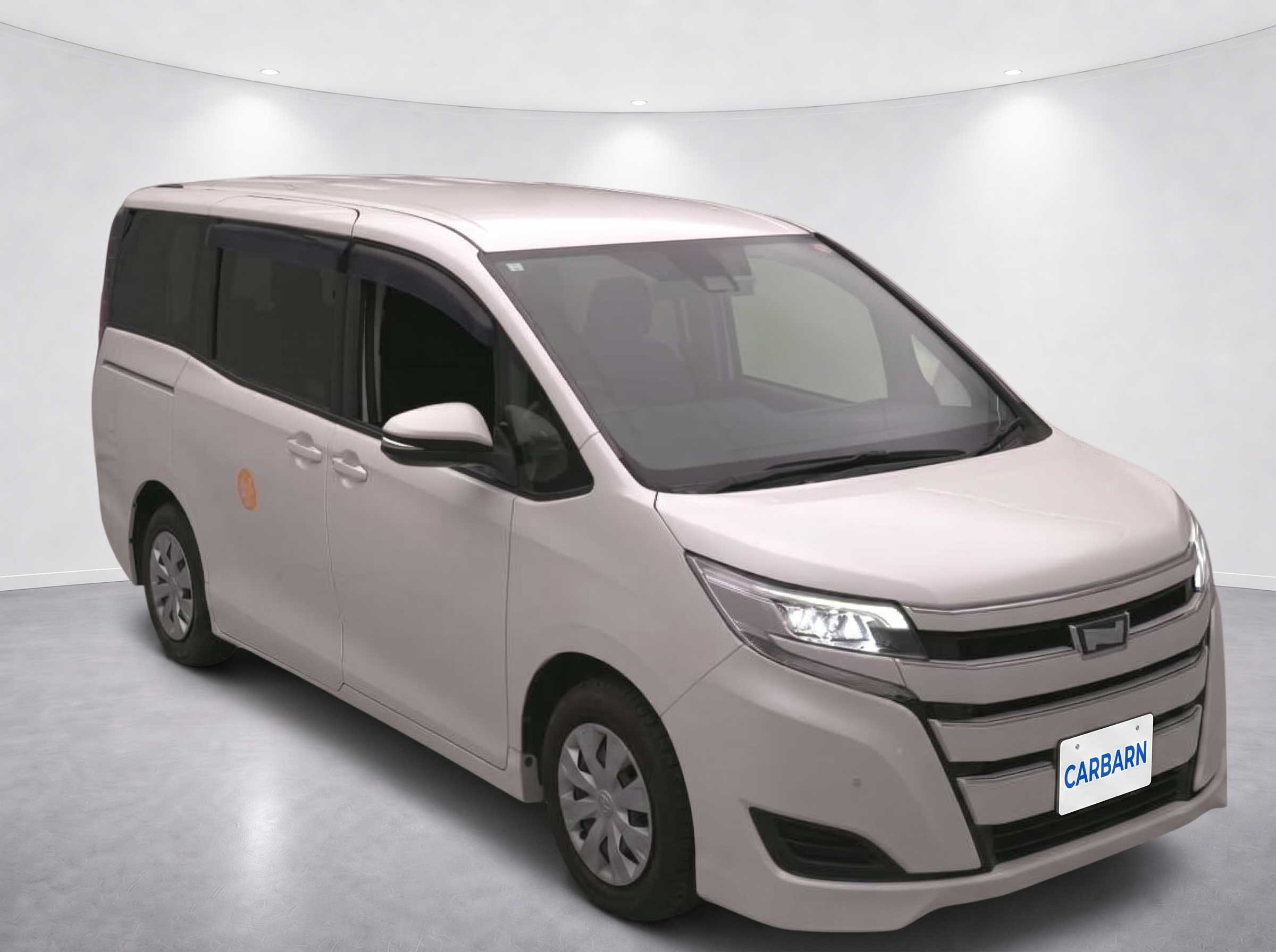 2021 Toyota Noah 62,733 km 2021 Toyota Noah 62,733 km
