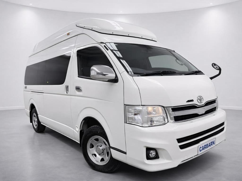 2011 Toyota Hiace 4WD High Roof 2011 Toyota Hiace 4WD High Roof