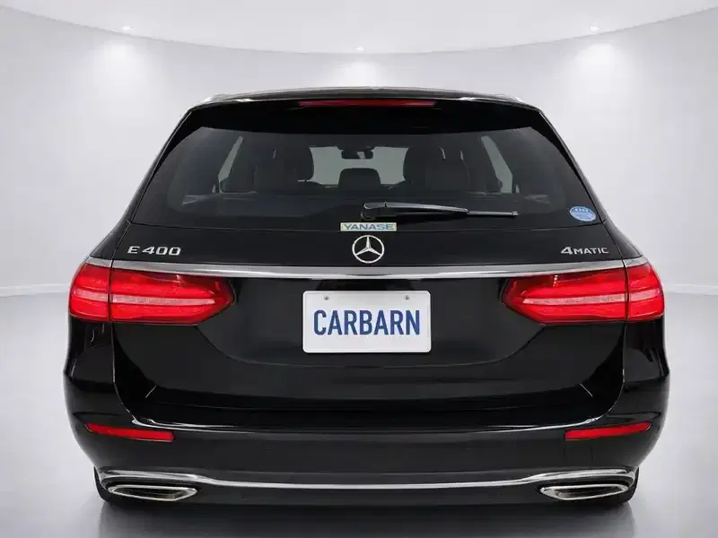 2016 Mercedes-benz E-Class W213 in Black — exterior view 5 2016 Mercedes-benz E-Class W213 in Black — exterior view 5