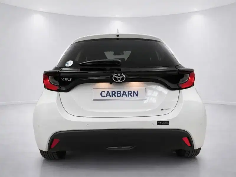 2024 Toyota YARIS MXPH17 in White — exterior view 5 2024 Toyota YARIS MXPH17 in White — exterior view 5