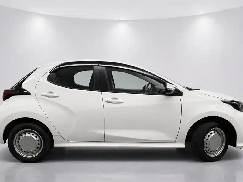2024 Toyota YARIS MXPH17 in White — exterior view 7 2024 Toyota YARIS MXPH17 in White — exterior view 7
