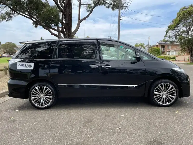 2010 Toyota Estima AHR20W in Black — exterior view 7 2010 Toyota Estima AHR20W in Black — exterior view 7