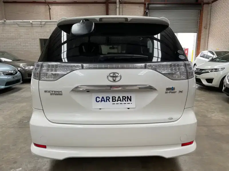 4 - TOYOTA Estima 4 - TOYOTA Estima