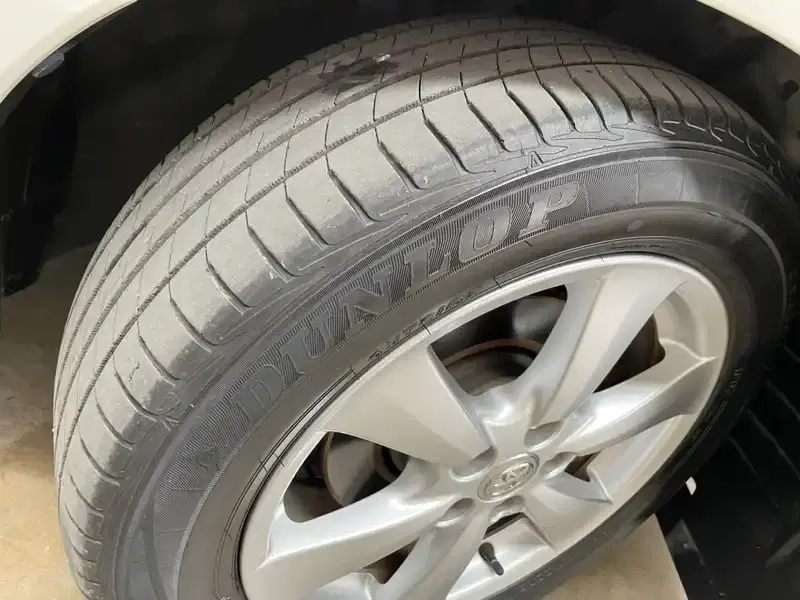 8 - TOYOTA Estima 8 - TOYOTA Estima