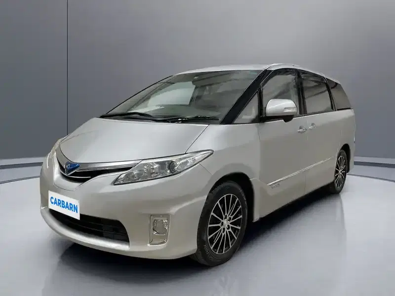 2011 Toyota Estima AHR20W in Silver — exterior view 2 2011 Toyota Estima AHR20W in Silver — exterior view 2