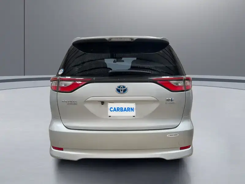 2017 Toyota Estima AHR20W in Silver — exterior view 5 2017 Toyota Estima AHR20W in Silver — exterior view 5