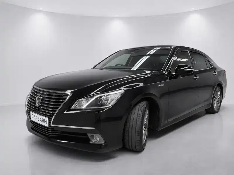 2015 Toyota Crown AWS210 in Black — exterior view 2 2015 Toyota Crown AWS210 in Black — exterior view 2