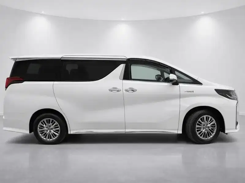 2020 Toyota Alphard AYH30W in White — exterior view 4 2020 Toyota Alphard AYH30W in White — exterior view 4
