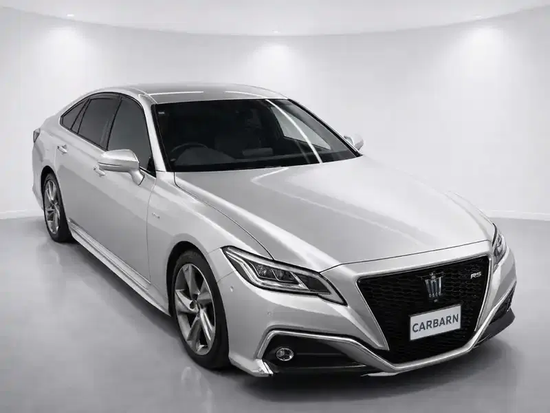 2018 Toyota Crown AZSH20 in Grey — exterior view 1 2018 Toyota Crown AZSH20 in Grey — exterior view 1