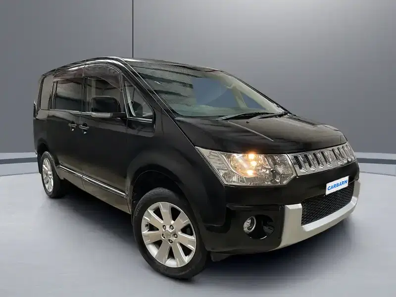 2013 Mitsubishi Delica CV1W in Black — exterior view 1 2013 Mitsubishi Delica CV1W in Black — exterior view 1