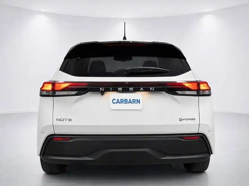 2021 Nissan Note E13 in White — exterior view 5 2021 Nissan Note E13 in White — exterior view 5