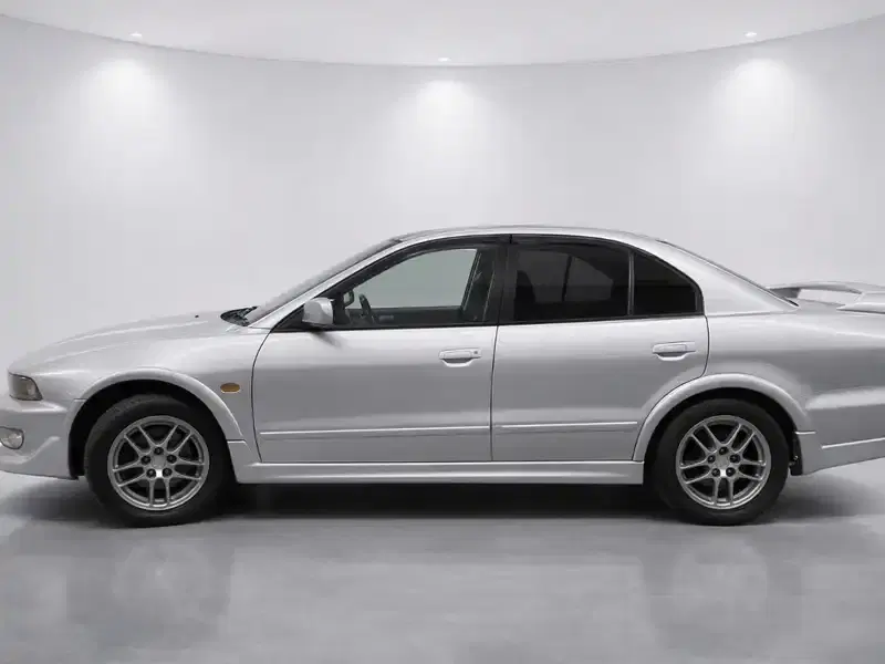 2000 Mitsubishi GALANT EC5A in Silver — exterior view 3 2000 Mitsubishi GALANT EC5A in Silver — exterior view 3