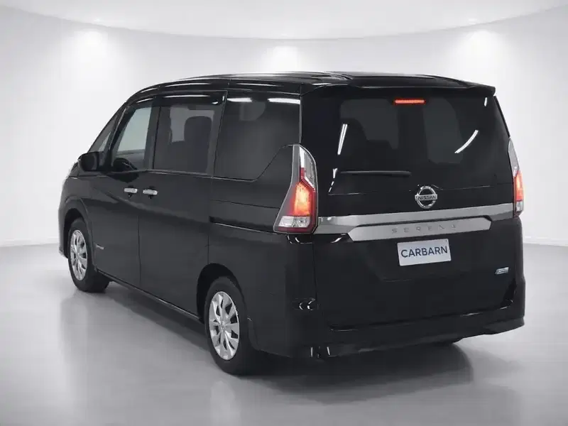 2017 Nissan Serena GC27 in Black — exterior view 3 2017 Nissan Serena GC27 in Black — exterior view 3
