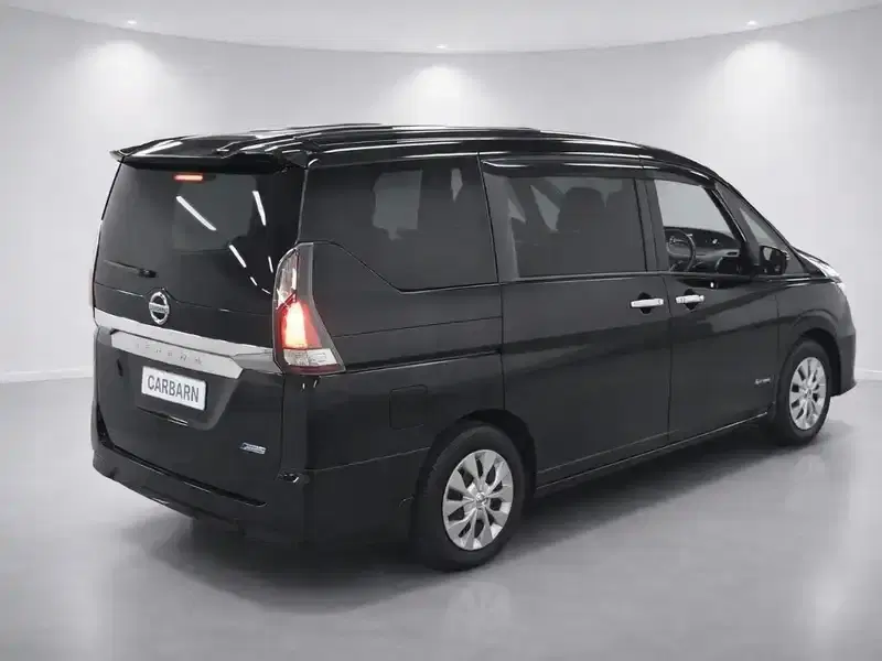 2017 Nissan Serena GC27 in Black — exterior view 4 2017 Nissan Serena GC27 in Black — exterior view 4