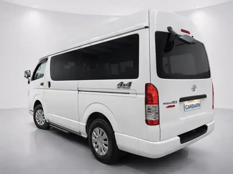 2018 Toyota REGIUS ACE VAN 4D 4WD GDH206K in White — exterior view 3 2018 Toyota REGIUS ACE VAN 4D 4WD GDH206K in White — exterior view 3