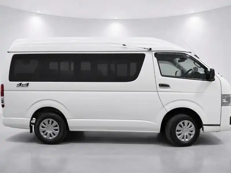 2018 Toyota REGIUS ACE VAN 4D 4WD GDH206K in White — exterior view 6 2018 Toyota REGIUS ACE VAN 4D 4WD GDH206K in White — exterior view 6
