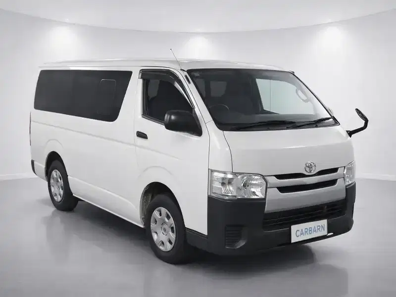 2018 Toyota Hiace GDH206V in White — exterior view 1 2018 Toyota Hiace GDH206V in White — exterior view 1