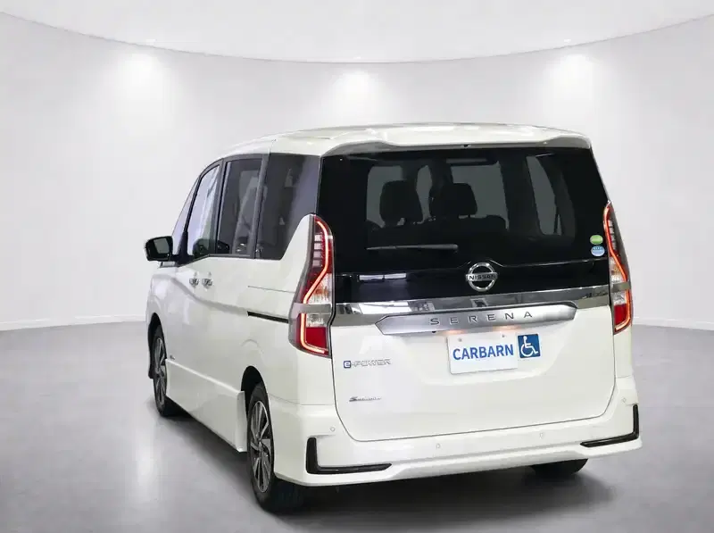 1 - NISSAN Serena 1 - NISSAN Serena