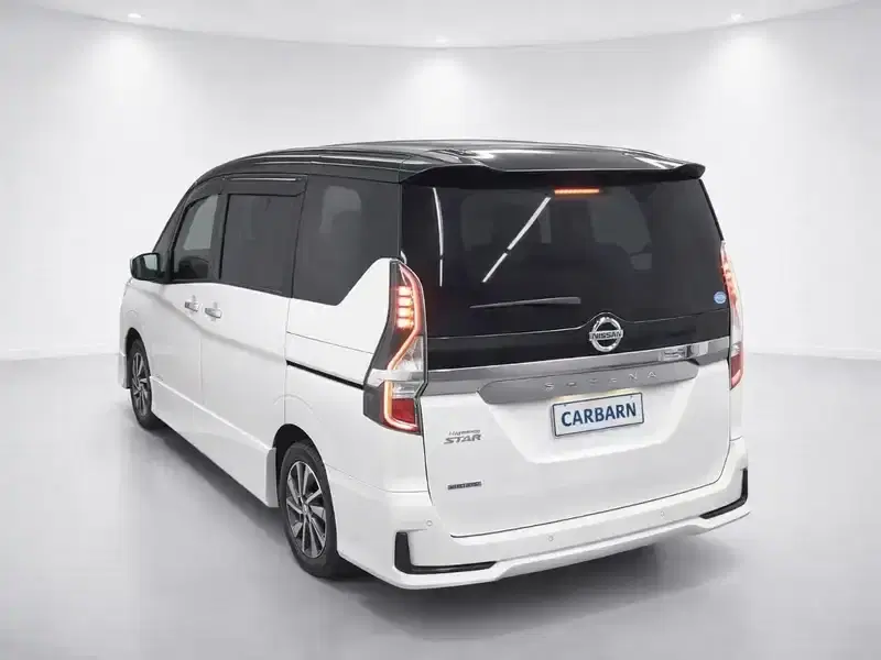 2021 Nissan Serena GFC27 in Pearl — exterior view 4 2021 Nissan Serena GFC27 in Pearl — exterior view 4