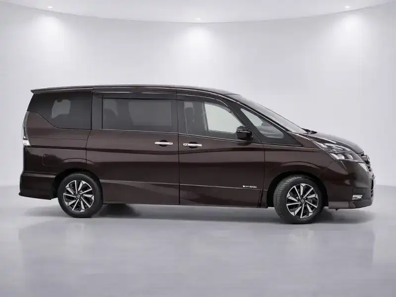 2021 Nissan Serena GFC27 in Brown — exterior view 7 2021 Nissan Serena GFC27 in Brown — exterior view 7
