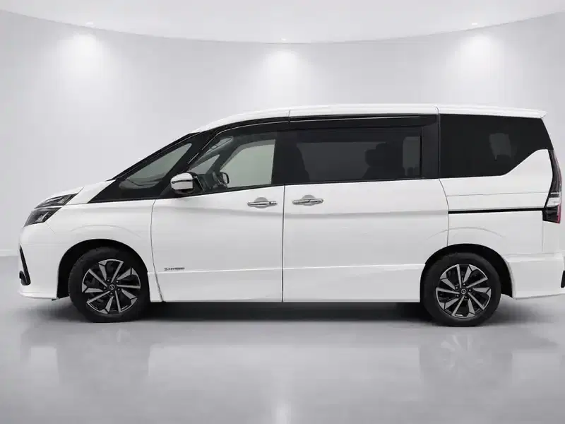 2021 Nissan Serena GFC27 in Pearl — exterior view 3 2021 Nissan Serena GFC27 in Pearl — exterior view 3