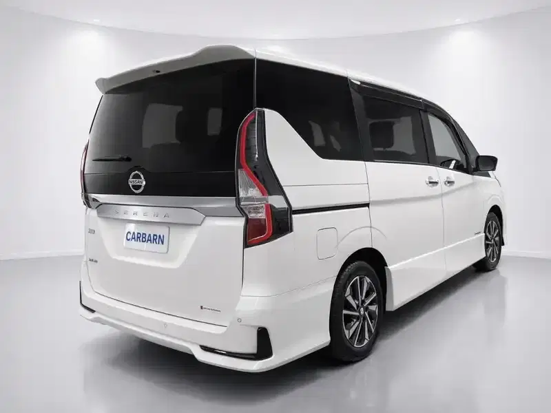 2021 Nissan Serena GFC27 in Pearl — exterior view 6 2021 Nissan Serena GFC27 in Pearl — exterior view 6