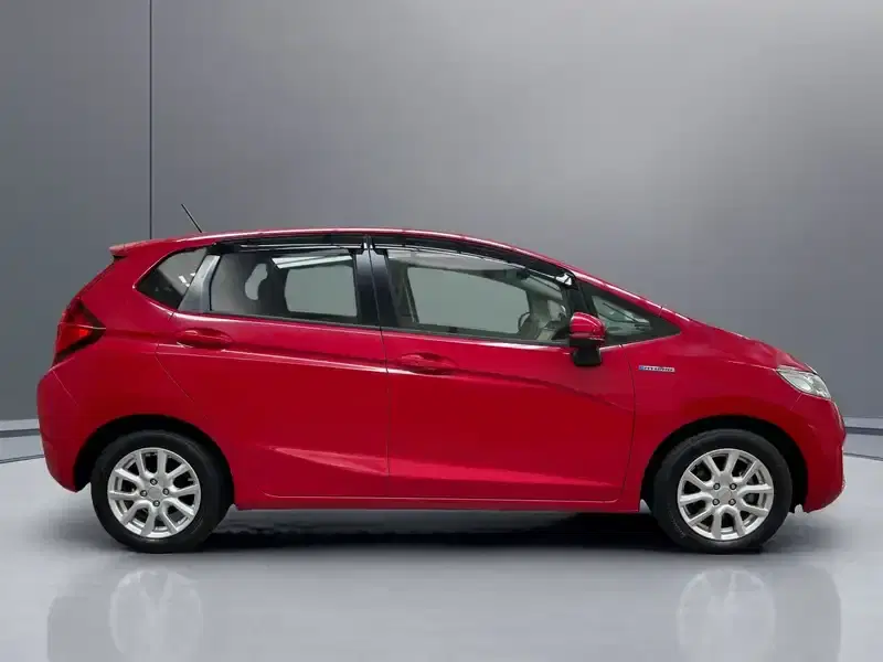 6 - HONDA Fit 6 - HONDA Fit