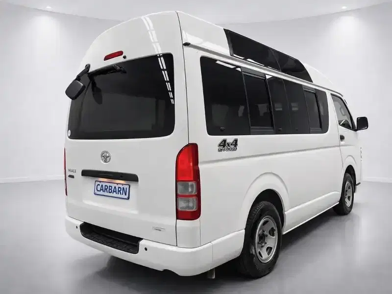 2012 Toyota Hiace KDH206K in White — exterior view 6 2012 Toyota Hiace KDH206K in White — exterior view 6