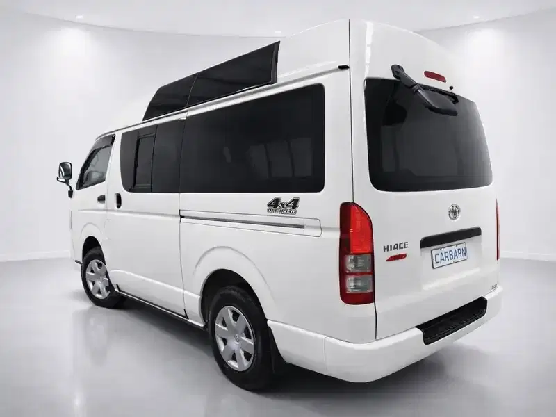 2013 Toyota Hiace KDH206 in White — exterior view 4 2013 Toyota Hiace KDH206 in White — exterior view 4