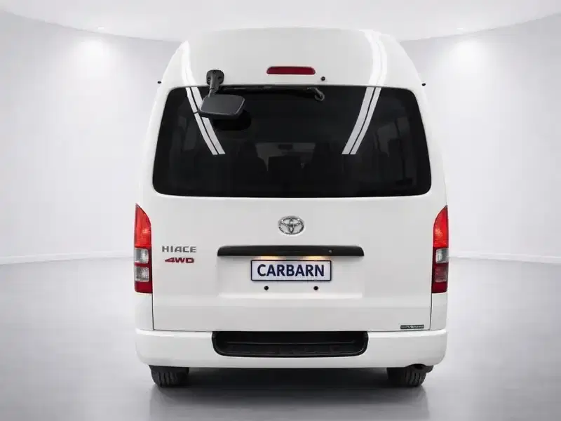 2013 Toyota Hiace KDH206 in White — exterior view 5 2013 Toyota Hiace KDH206 in White — exterior view 5