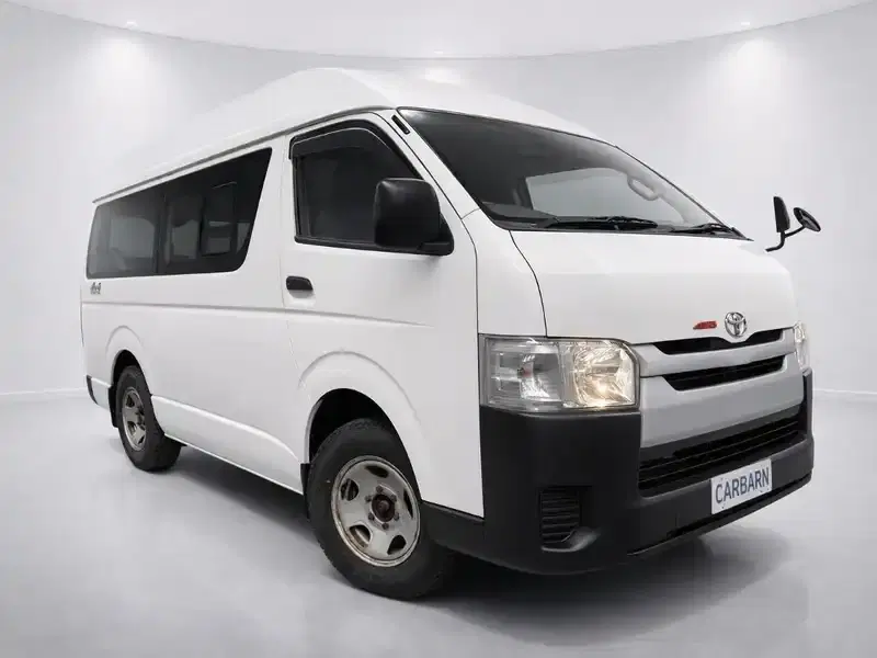 2016 Toyota Hiace KDH206K in White — exterior view 1 2016 Toyota Hiace KDH206K in White — exterior view 1