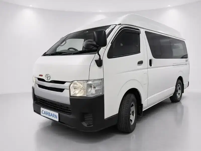 2016 Toyota Hiace KDH206K in White — exterior view 2 2016 Toyota Hiace KDH206K in White — exterior view 2
