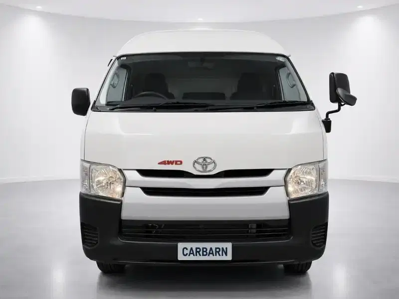 2016 Toyota Hiace KDH206K in White — exterior view 8 2016 Toyota Hiace KDH206K in White — exterior view 8