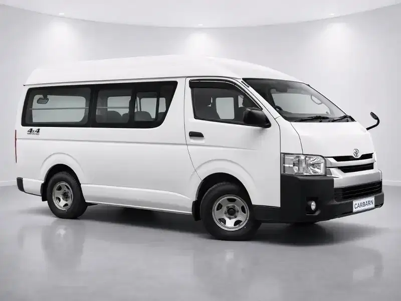 2016 Toyota Hiace KDH206K in White — exterior view 7 2016 Toyota Hiace KDH206K in White — exterior view 7