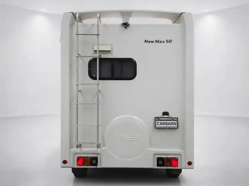 1999 Toyota CAMROAD LY111 in White — exterior view 5 1999 Toyota CAMROAD LY111 in White — exterior view 5