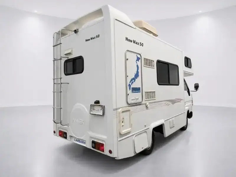 1999 Toyota CAMROAD LY111 in White — exterior view 6 1999 Toyota CAMROAD LY111 in White — exterior view 6