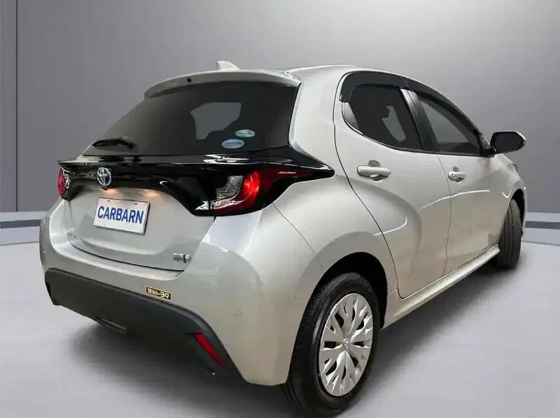 5 - TOYOTA YARIS 5 - TOYOTA YARIS