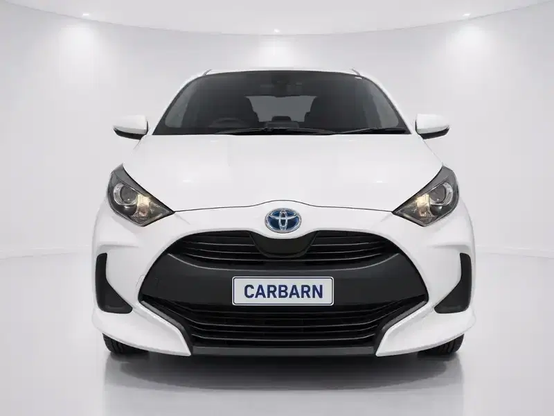 2023 Toyota YARIS MXPH15 in White — exterior view 8 2023 Toyota YARIS MXPH15 in White — exterior view 8