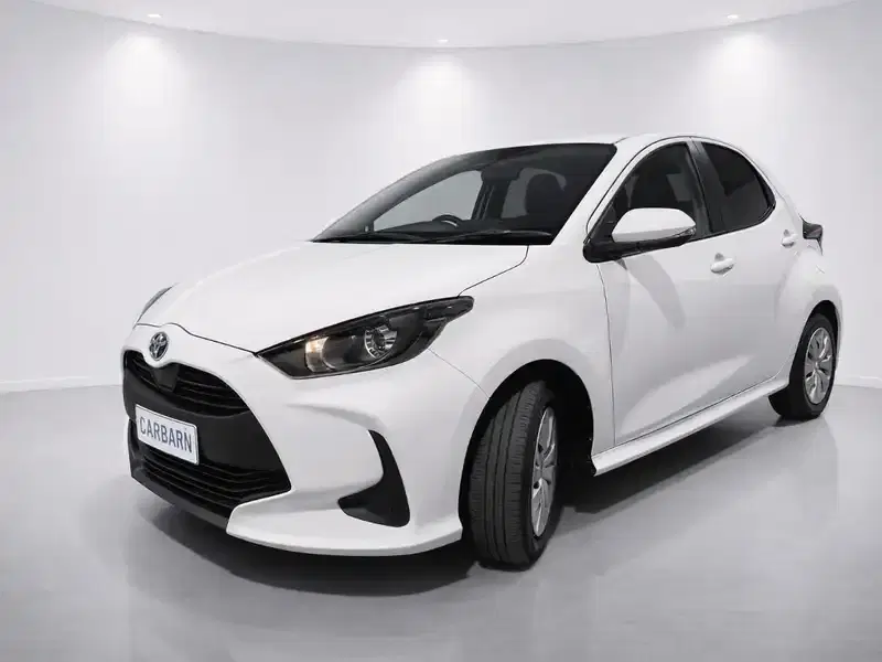 2023 Toyota YARIS MXPH15 in White — exterior view 2 2023 Toyota YARIS MXPH15 in White — exterior view 2