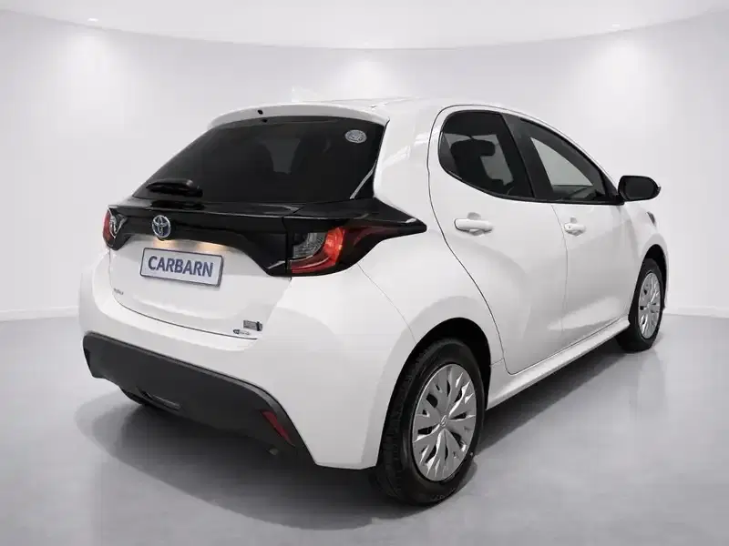2022 Toyota YARIS MXPH15 in White — exterior view 6 2022 Toyota YARIS MXPH15 in White — exterior view 6