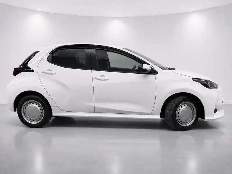 2023 Toyota YARIS MXPH15 in White — exterior view 7 2023 Toyota YARIS MXPH15 in White — exterior view 7