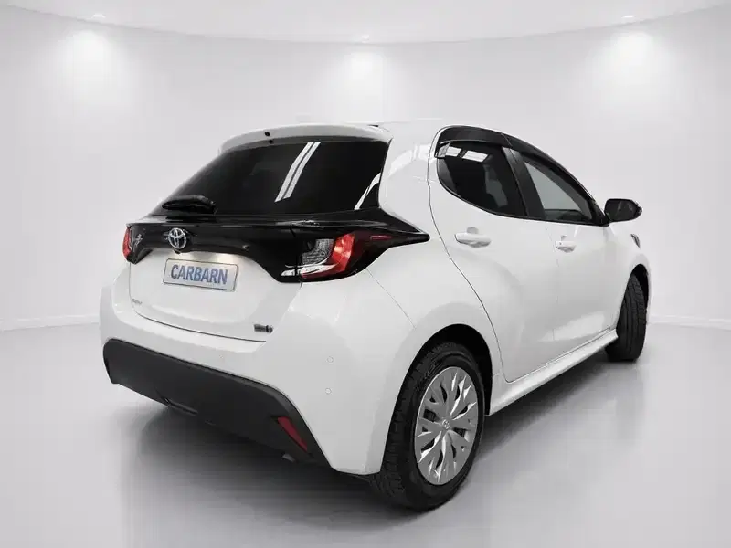 2023 Toyota YARIS MXPH15 in White — exterior view 6 2023 Toyota YARIS MXPH15 in White — exterior view 6