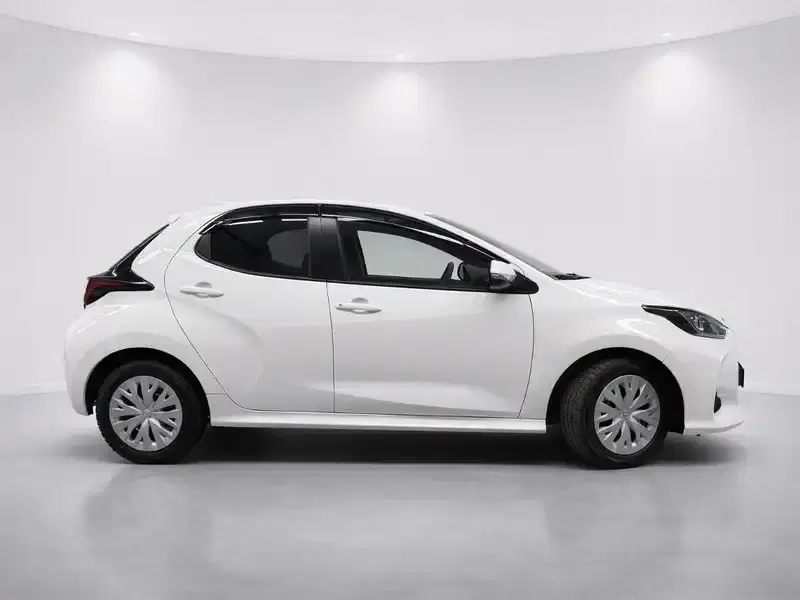 2023 Toyota YARIS MXPH15 in White — exterior view 7 2023 Toyota YARIS MXPH15 in White — exterior view 7