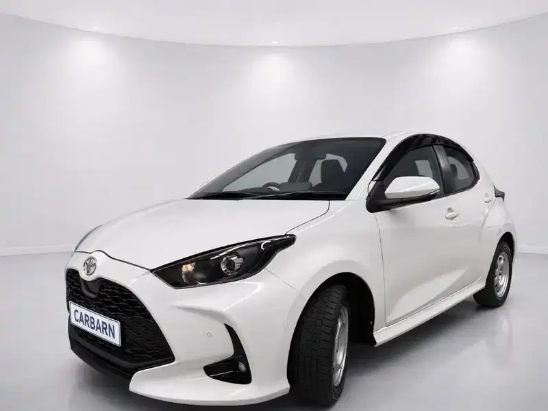 2024 Toyota YARIS MXPH17 in White — exterior view 2 2024 Toyota YARIS MXPH17 in White — exterior view 2