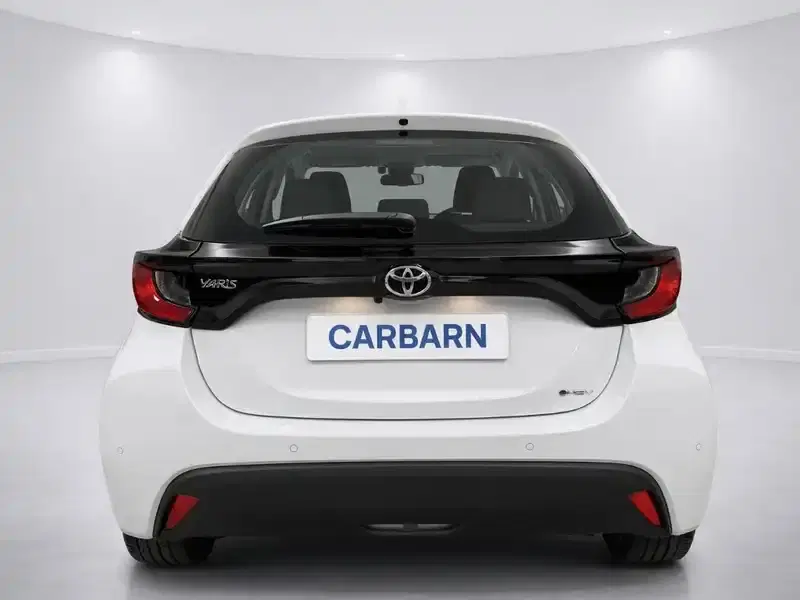 2024 Toyota YARIS MXPH17 in White — exterior view 5 2024 Toyota YARIS MXPH17 in White — exterior view 5
