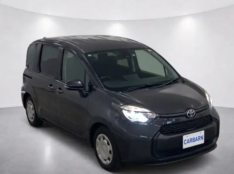 2023 Toyota Sienta MXPL10G in Black — exterior view 1 2023 Toyota Sienta MXPL10G in Black — exterior view 1